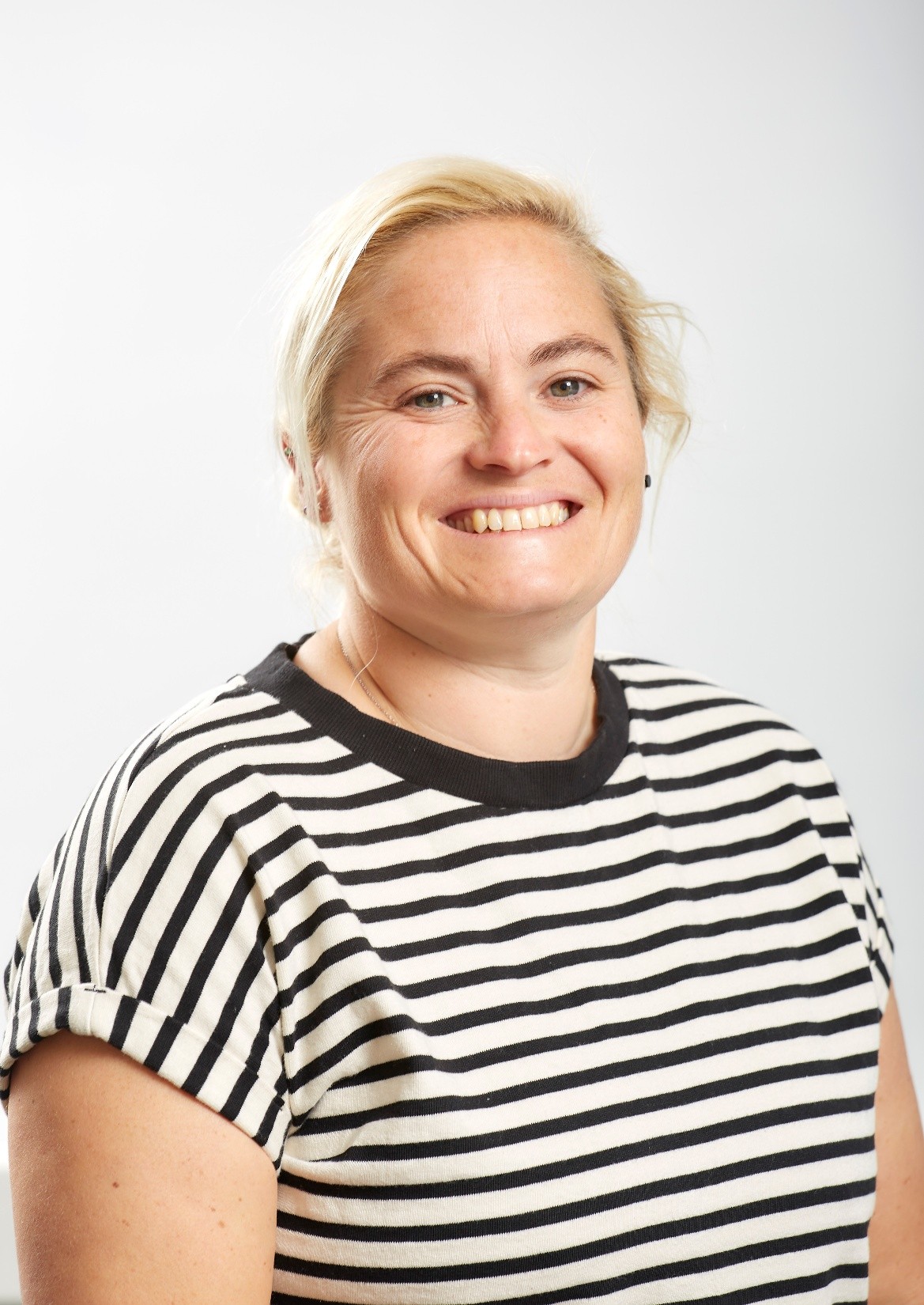 Photo of Miss Scott